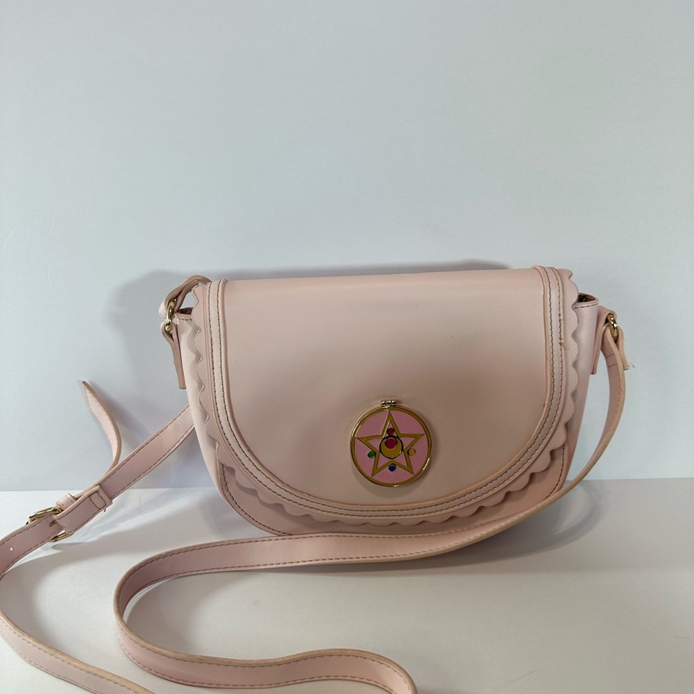 Elegant Pink Crossbody Bag SAILOR MOON Collection anime.